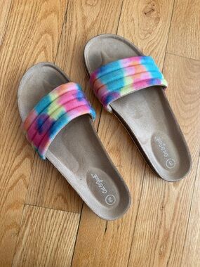 Cat & Jack Rainbow Tie-Dye Slide Sandals